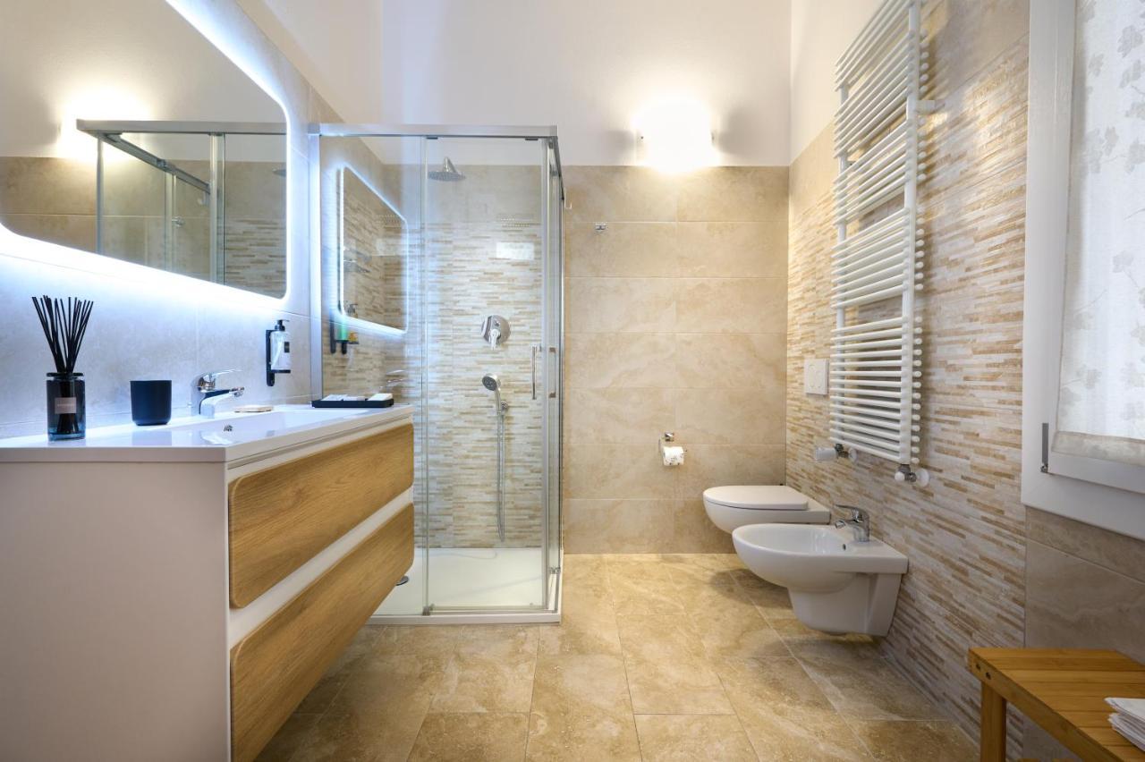 D'Azeglio 62 Luxury Rooms Bolonya Dış mekan fotoğraf