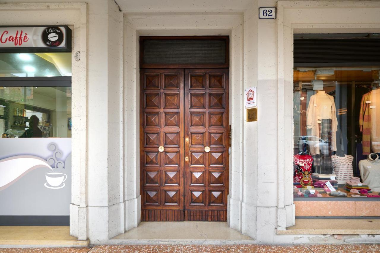 D'Azeglio 62 Luxury Rooms Bolonya Dış mekan fotoğraf